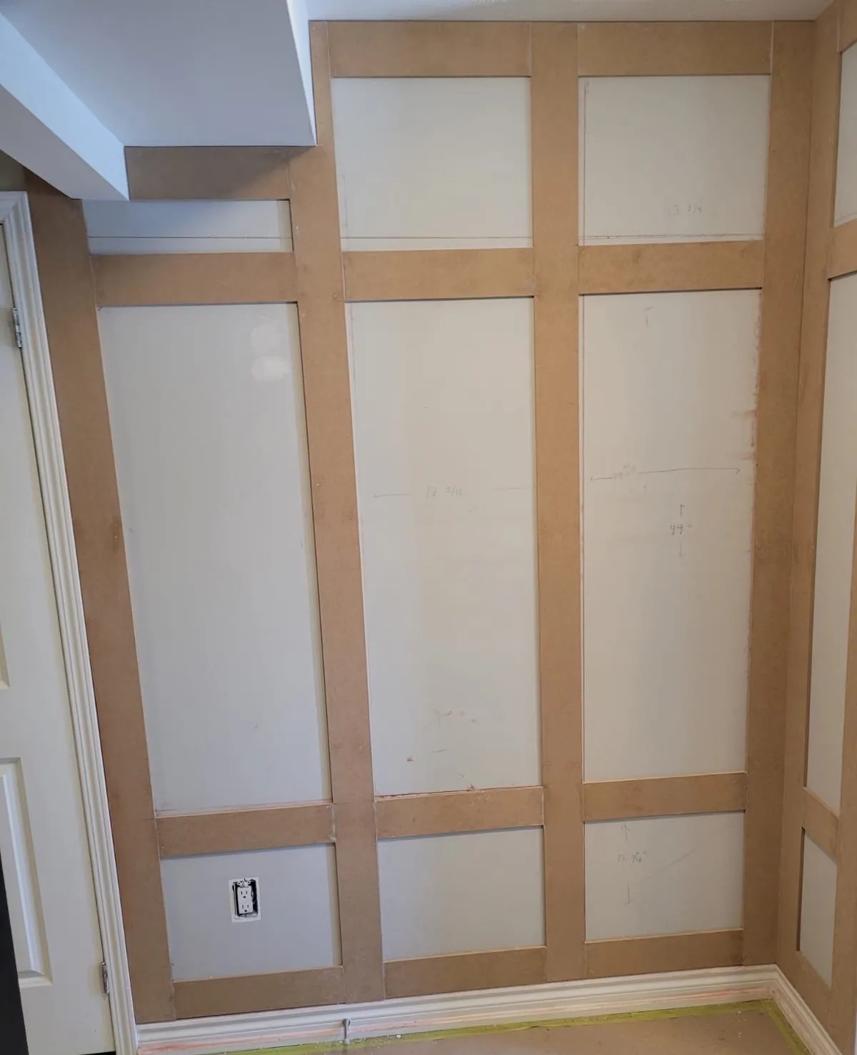 Wall panels & Mouldings